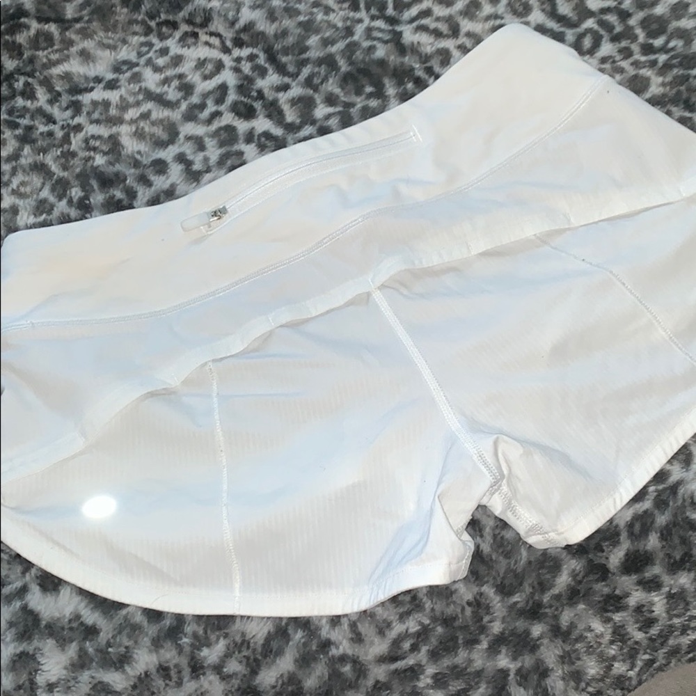 Lulu lemon speed up short